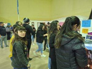Se realizó la Expo de  Emprendedorismo en la EPJA Secundaria N°15 de Puerto San Julián