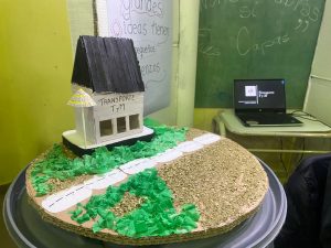 Se realizó la Expo de  Emprendedorismo en la EPJA Secundaria N°15 de Puerto San Julián