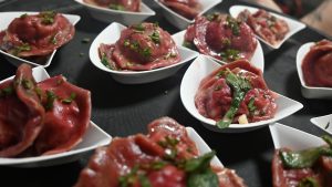 “Íntimos de la Casa” se despidió del 2023 con su último ciclo