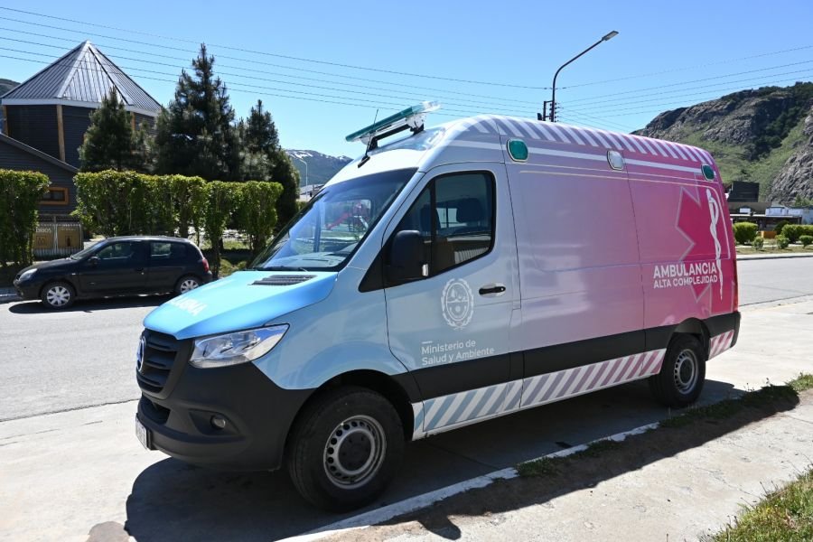 Se entrego una ambulancia de alta complejidad en El Chaltén