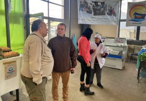 Autoridades provinciales visitaron  la Asociación de Productores Familiares