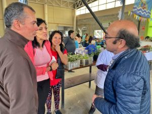 Autoridades provinciales visitaron  la Asociación de Productores Familiares