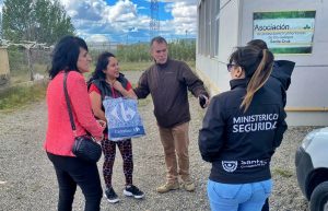 Autoridades provinciales visitaron  la Asociación de Productores Familiares