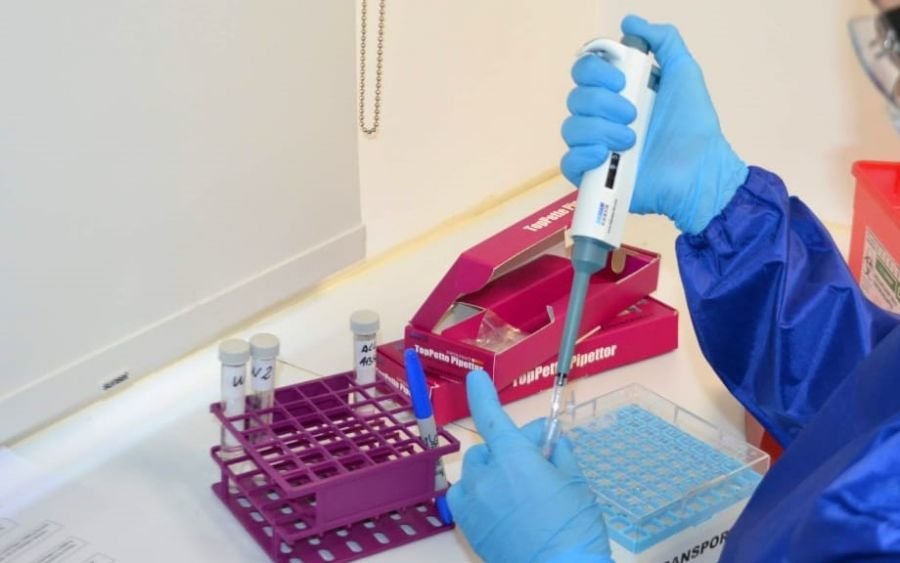 Comunicado oficial: Corte de servicios de laboratorios en Santa Cruz