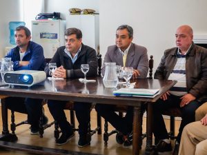 Producción y Prefectura Naval Argentina articulan acciones para el control de buques operativos en espacios marítimos