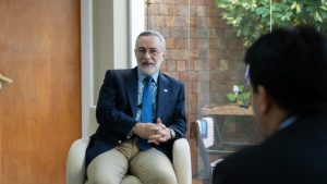 Vidal gestiona la posibilidad de habilitar vuelos directos de San Pablo a El Calafate
