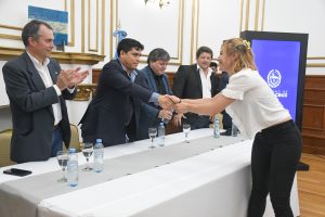 Vidal: “Reconstruir la educación pública, poner en marcha los establecimientos públicos educativos, es un trabajo de todos”