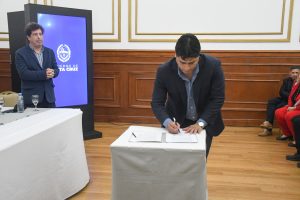 Vidal: “Reconstruir la educación pública, poner en marcha los establecimientos públicos educativos, es un trabajo de todos”