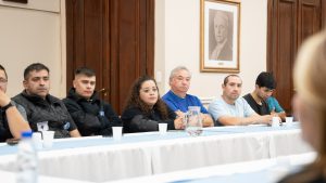 Vidal reunió a la mesa político sindical: “En un año y medio tendremos independencia económica”