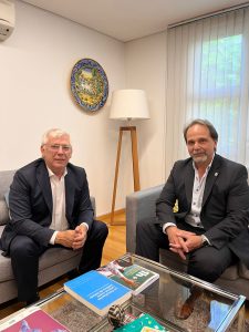 Trabajo calificó de importante la reunión con la Organización de Estados Iberoamericanos en Argentina