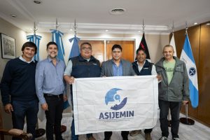 Vidal recibió a trabajadores preocupados por el freno a la obra pública del Gobierno Nacional