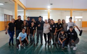 Vidal recorrió escuelas de Caleta Olivia: “Duele tanto abandono"