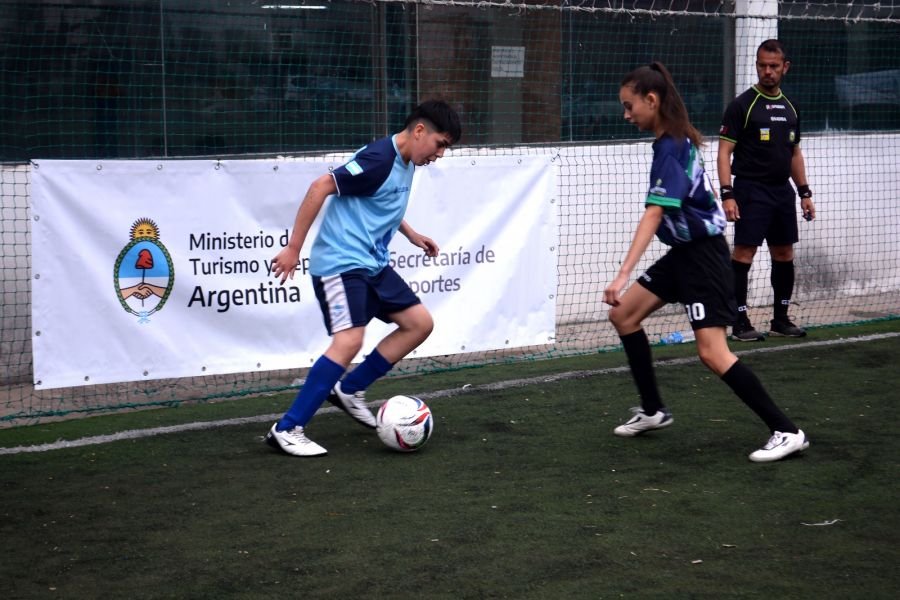 Inscripciones abiertas para curso de aspirantes a árbitro en Santa Cruz