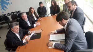 Firmaron acta acuerdo para garantizar la atención a la comunidad en el Centro Administrativo San Benito