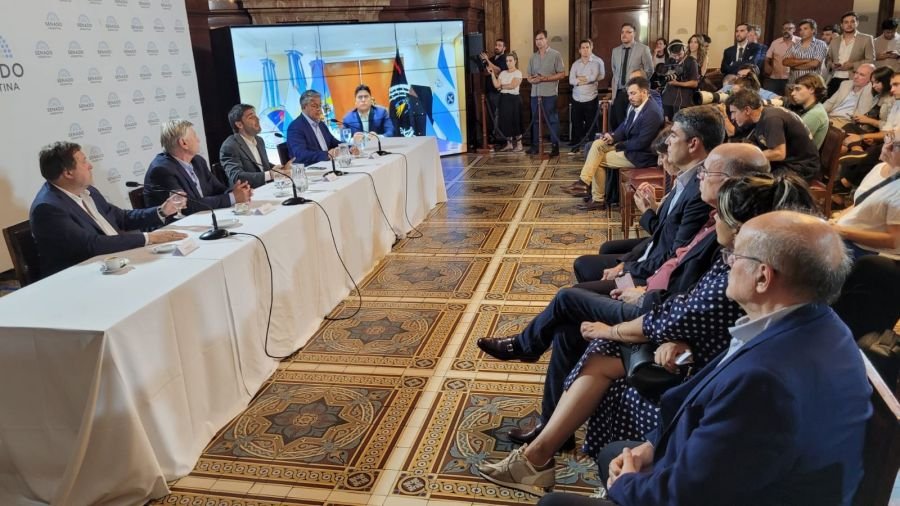Vidal: “La Argentina necesita diálogo, respeto y trabajo”