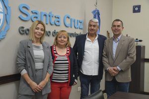 El Gobierno y la Cámara Inmobiliaria avanzan en la creación del Colegio de Corredores Inmobiliarios en Santa Cruz