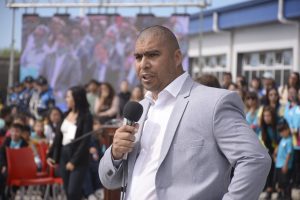 Una Escuela con carácter novedoso y un aporte a la producción en Santa Cruz