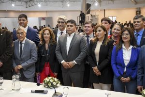 Vidal expuso detalles de la situación financiera en Santa Cruz