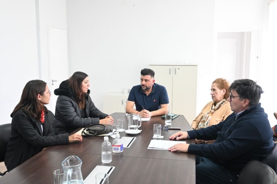 Salud y Lago Posadas avanzan en acciones conjuntas para garantizar la atención de la comunidad local