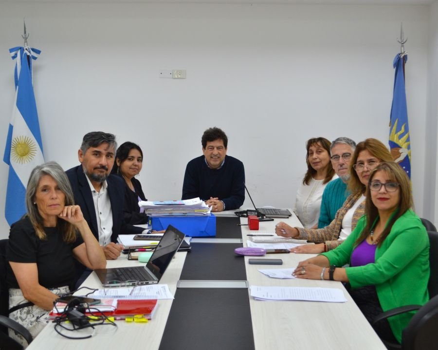 Busquet: “Terminamos con una de las mayores irregularidades del kirchnerismo en el Consejo Provincial de Educación”