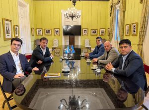 YCRT: Vidal juntó a intendentes de la Cuenca ante las autoridades de Energía