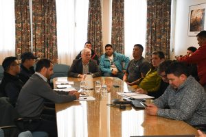 Represas: “Los trabajadores no pueden estar en el medio de la discusión”