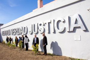 "Dossier 19" se presentó en Santa Cruz con el claro mensaje: ¡Nunca Más!