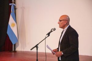 "Dossier 19" se presentó en Santa Cruz con el claro mensaje: ¡Nunca Más!