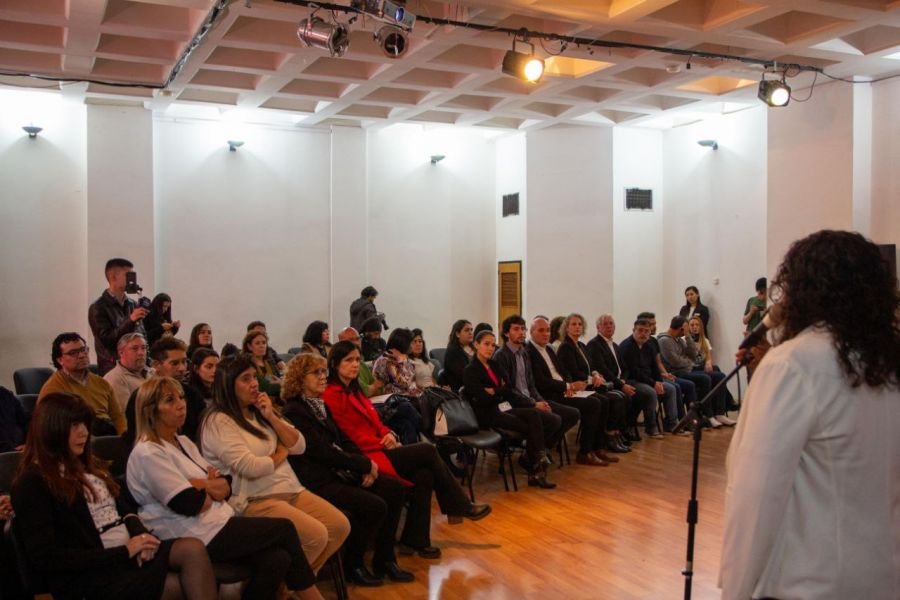 "Dossier 19" se presentó en Santa Cruz con el claro mensaje: ¡Nunca Más!