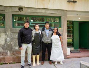 Vidal en Gregores: Recorrió la Escuela Agropecuaria N°1 y redobló su apuesta por la producción