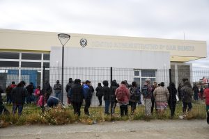 Finalidad Social: El Gobierno entregó merluza de manera gratuita a vecinos de todas las localidades de Santa Cruz