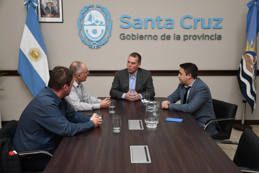 El Gobierno mantuvo una reunión con integrantes del Banco Nación