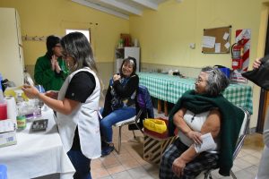 Se llevó adelante jornada de vacunación en el Centro de jubilados Belgrano