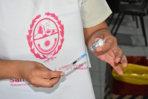 Continúa la vacunación en centros de jubilados de Río Gallegos