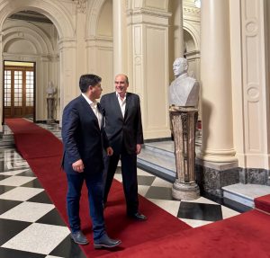 Nueva reunión de Claudio Vidal con Guillermo Francos por los temas que preocupan a Santa Cruz