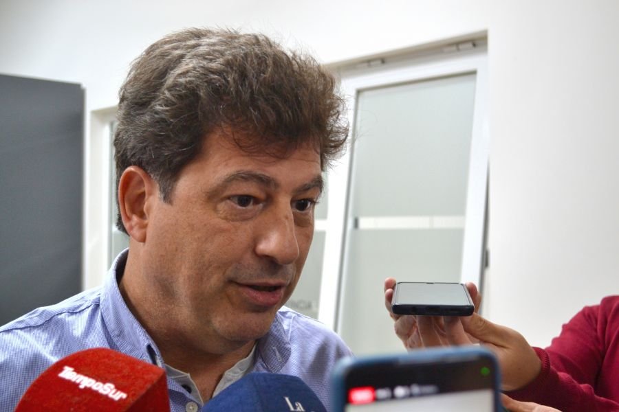 Busquet: “Tenemos que llevar tranquilidad a la comunidad educativa de la Escuela 44”