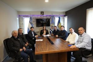 Vidal firmó un convenio con la comisión de fomento Tres Lagos