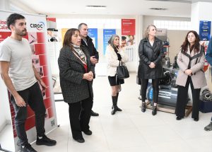 Álvarez: “El objetivo es potenciar a todas las escuelas de Santa Cruz”