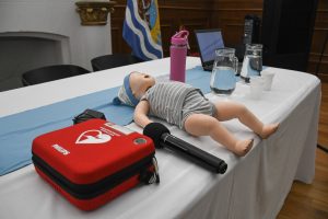 Trabajadores de distintos organismos se capacitaron en primeros auxilios