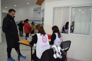 Salud desarrolla jornada de vacunación en el Club Hispano Americano