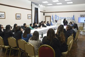 La inclusión como un derecho: trabajadores se capacitan en Lengua de Señas