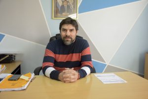 Vidal firmó los programas para acompañar a los deportistas de Santa Cruz