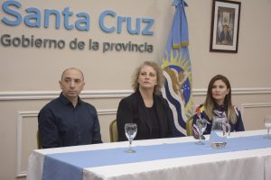 Eficiencia y transparencia: el Gobierno firmó el convenio con la obra social santacruceña