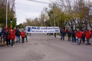 Vidal anunció que hará obras con fondos propios