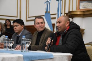 El sueño de la casa propia: Vidal entregó escrituras a familias de la provincia