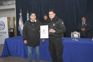 Vidal: “Vamos a hacer el polideportivo para la Policía de Santa Cruz”