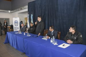 Vidal: “Vamos a hacer el polideportivo para la Policía de Santa Cruz”