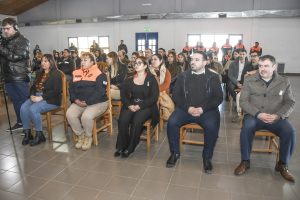 Vidal: “Vamos a hacer el polideportivo para la Policía de Santa Cruz”