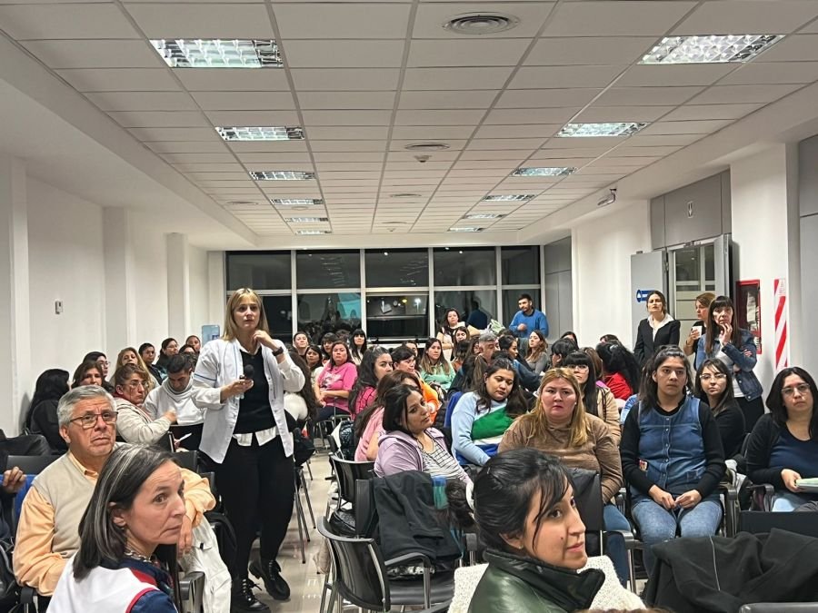 Más de 200 personas participaron de jornada sobre Abordaje Psicosocial en el contexto escolar