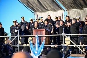 Vidal: “Hoy la historia nos toca la puerta y nos pide patriotismo”